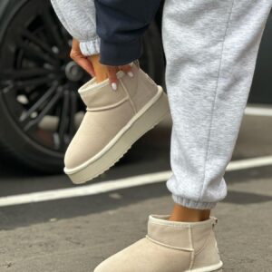 Кросівки зимові