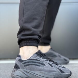 Чоловічі кросівки