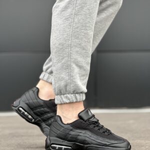 Чоловічі кросівки