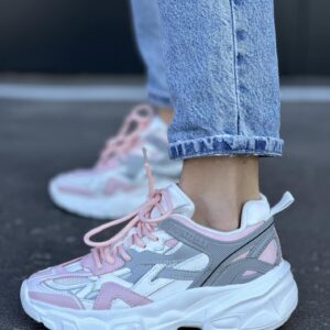 жіночі кросівки