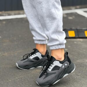 жіночі кросівки