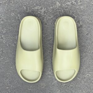 Чоловічі кросівки