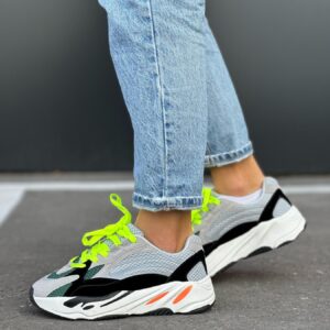 жіночі кросівки