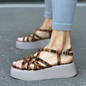 жіночі кросівки