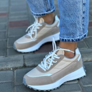 жіночі кросівки