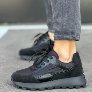 жіночі кросівки