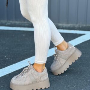 ЖІНОЧЕ ВЗУТТЯ