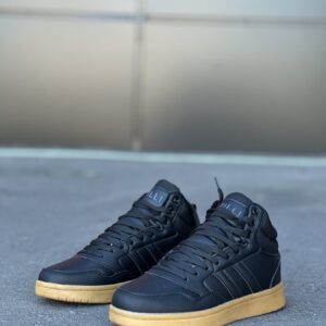 Зимові чоловічи кросівки