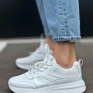 жіночі кросівки