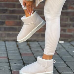 ЗИМОВЕ ВЗУТТЯ