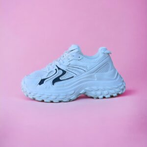 жіночі кросівки