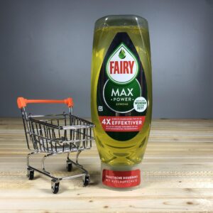 Засіб для миття посуду Fairy із запахом лимона - 545 мл.