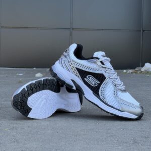 Чоловічі кросівки