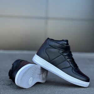 Зимові чоловічи кросівки