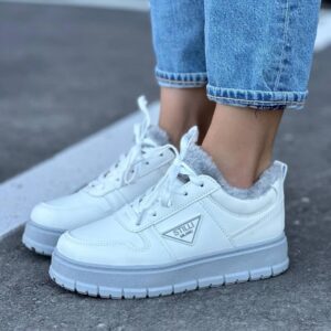 Кросівки зимові