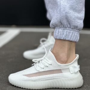 жіночі кросівки