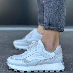 жіночі кросівки