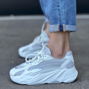 жіночі кросівки