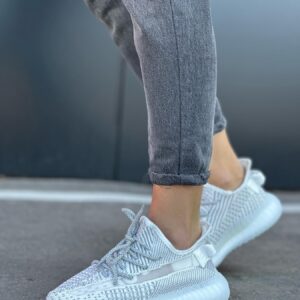 жіночі кросівки