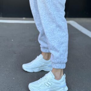 ЖІНОЧІ КРОСІВКИ