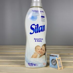 Кондиціонер для білизни Silan Sensitive - 0.9л.
