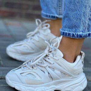 жіночі кросівки