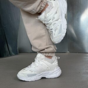 зимові кросівки