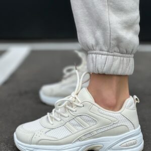 жіночі кросівки