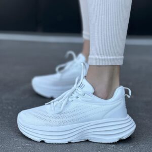 жіночі кросівки