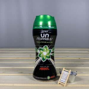 Кондиціонер - парфум для білизни в гранулах Lenor Scent of Ariel 210 г.