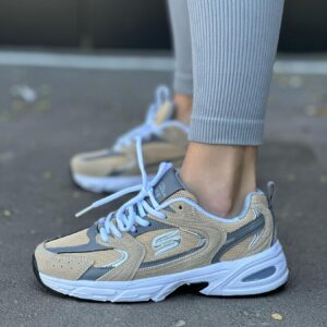 жіночі кросівки