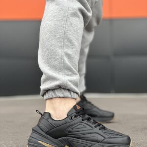 Чоловічі кросівки