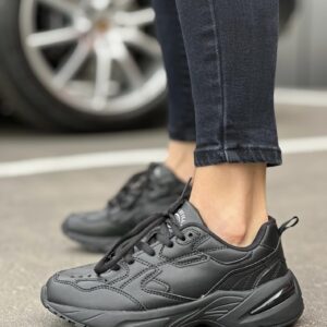 жіночі кросівки