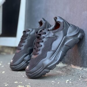 Чоловічі кросівки