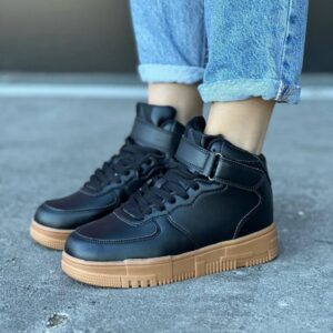 Кросівки зимові