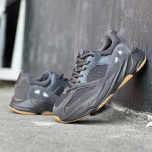 Чоловічі кросівки