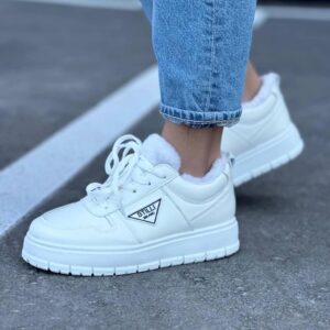 Кросівки зимові