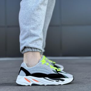 Чоловічі кросівки