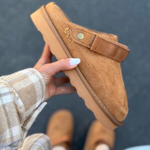 жіночі кросівки