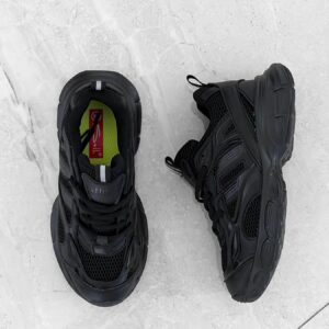 жіночі кросівки