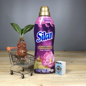 Ополіскувач-кондиціонер для білизни Silan Aromatherapy Magic Magnolia - 770 мл.