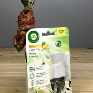 Електричний освіжувач повітря Air Wick White Flowers - 19 мл.