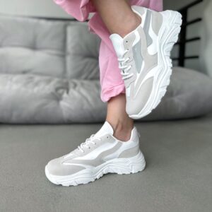 жіночі кросівки