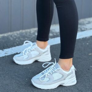 ЖІНОЧІ КРОСІВКИ