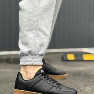 Чоловічі кросівки