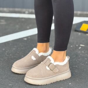 ЖІНОЧЕ ВЗУТТЯ