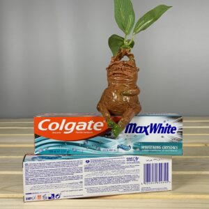 Зубна паста Colgate Max Whitening Crystals відбілююча - 100 мл.