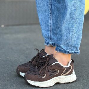 ЖІНОЧІ КРОСІВКИ