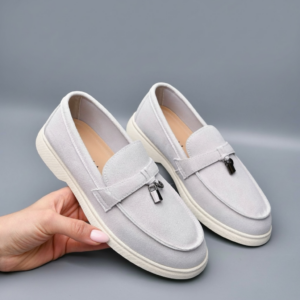 ЖІНОЧІ ЛОФЕРИ