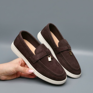 ЖІНОЧІ ЛОФЕРИ